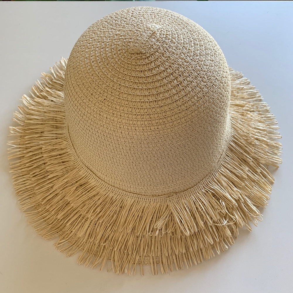 New • Sak’s Straw Hat